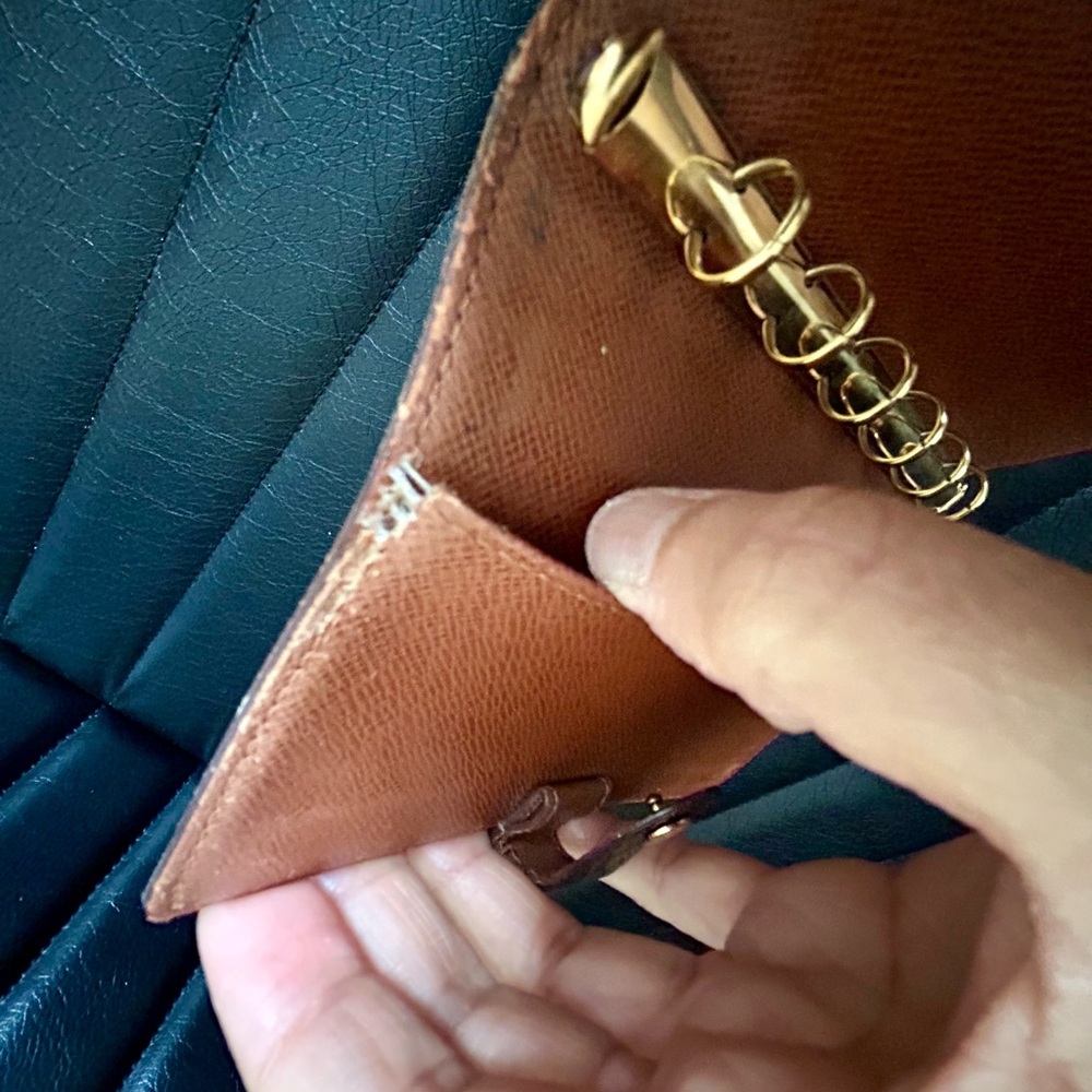 Louis Vuitton Monogram Agenda - Picture 12 of 13
